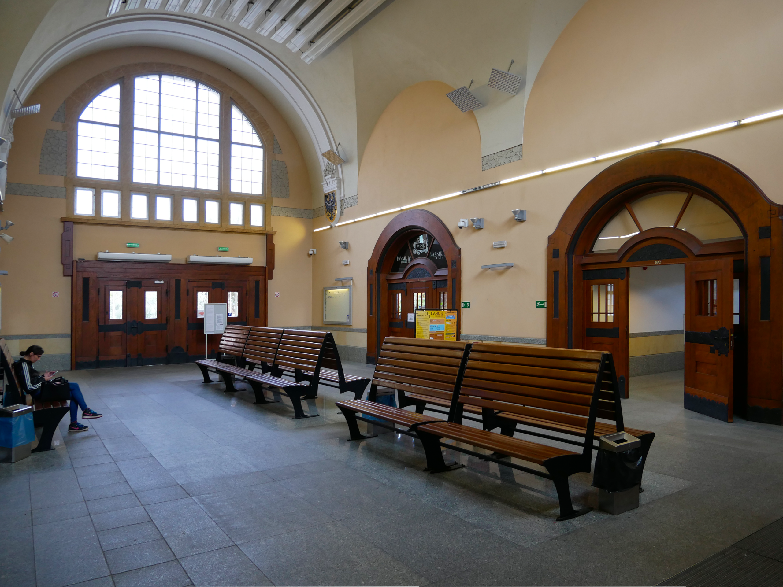 Wnętrze Dworca Głównego w Świdnicy