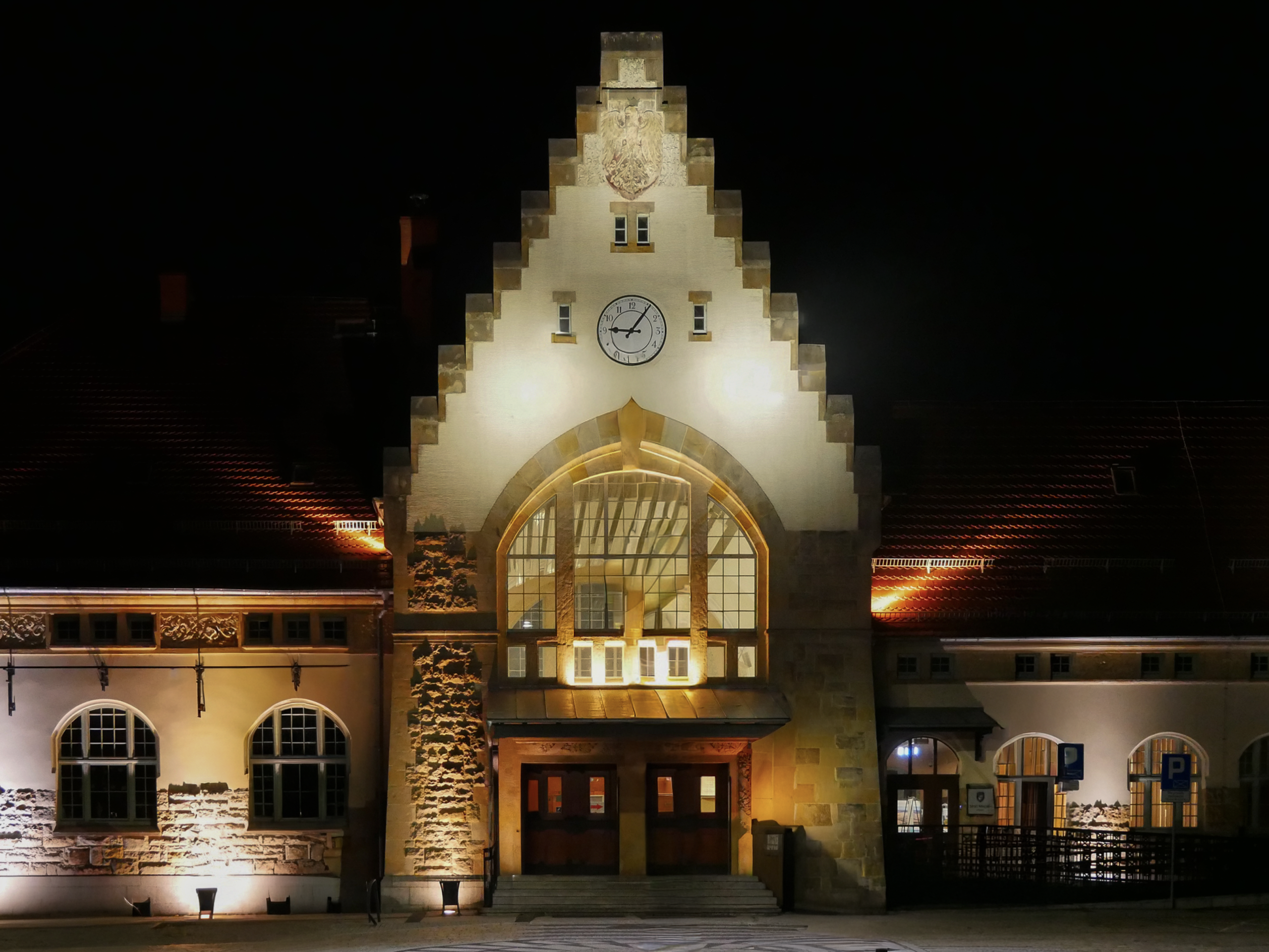 DWORZEC GŁÓWNY W ŚWIDNICY